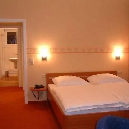 Altes Doktorhaus - Garni Otel 3*