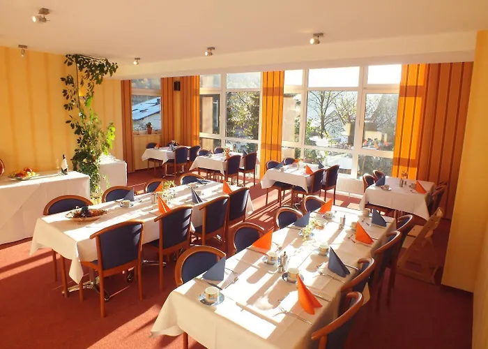 Altes Doktorhaus - Garni 3*