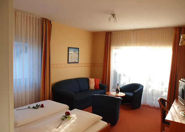 Altes Doktorhaus - Garni 3* فيلنغن